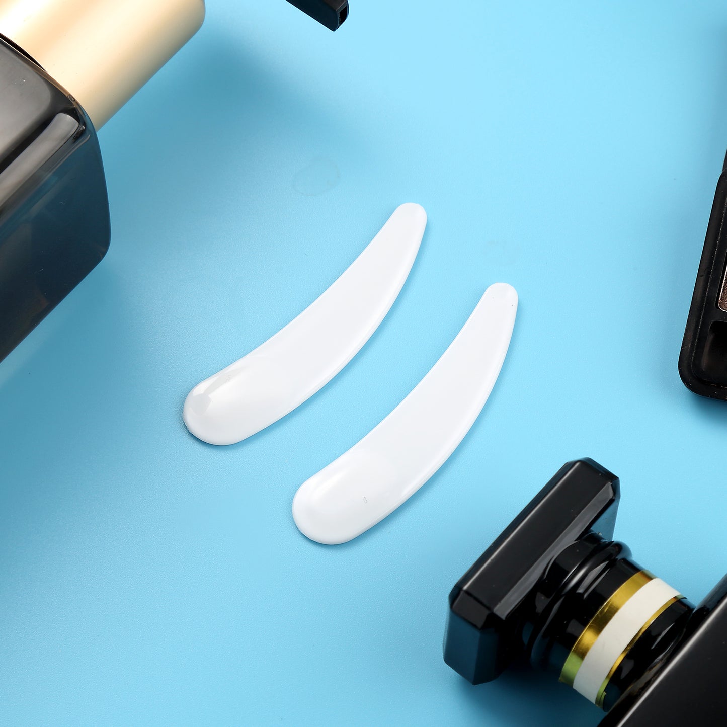 Micebay 6oz Silicone Travel Bottles, Leak Proof Toiletry Containers for Shampoo, Conditioner & Lotion, Blue