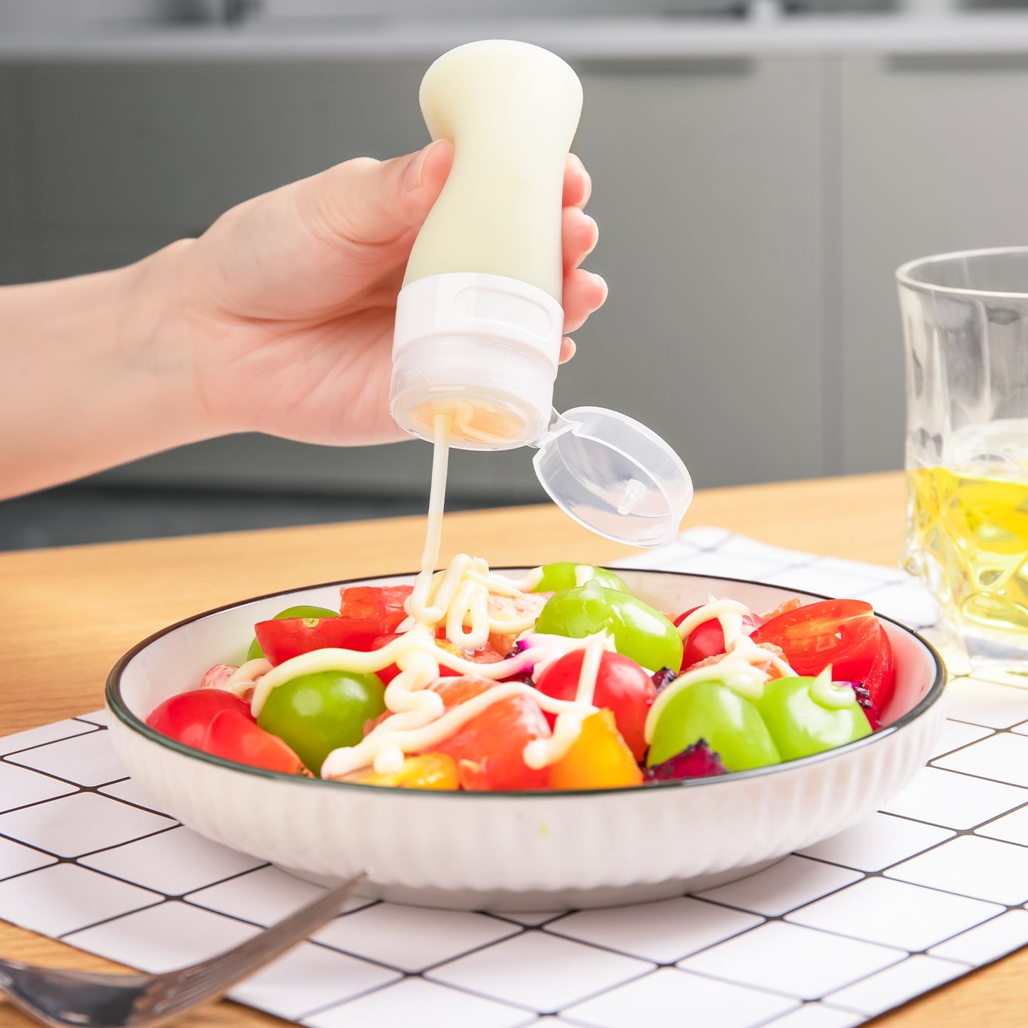 Micebay 2 oz Silicone Condiment Squeeze Bottles, Leakproof Mini Sauce Containers with Reusable Bag, 4-Pack for Meal Prep and Bento Boxes, Grey