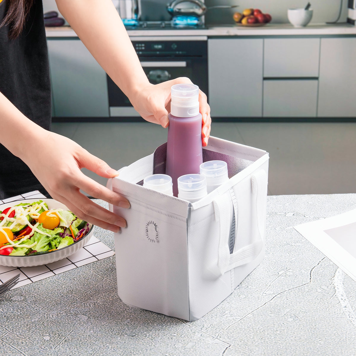 MICEBAY 6 oz Condiment Squeeze Bottles, Leakproof Salad Dressing Container, 4 Pack Silicone Salad Dressing Container to Go with Snack Storage Bag, Sauce Bottles for Lunch Box, Ketchup, Syrup, Gray