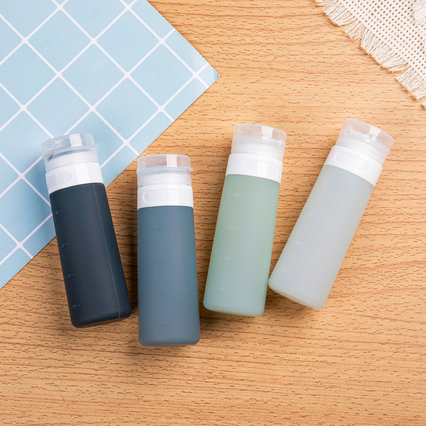 Micebay 3 oz Silicone Condiment Squeeze Bottles, Leakproof Mini Sauce Containers with Reusable Bag, 4-Pack for Meal Prep and Bento Boxes, Grey